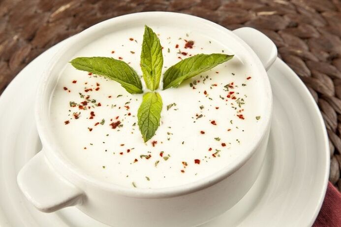 slimming soup with yogurt